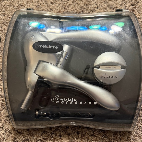 Metrokane Rabbit Corkscrew Set in Silver - Picture 1 of 4